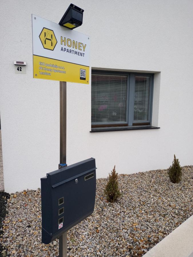 Honey Apartment 伦达瓦 外观 照片