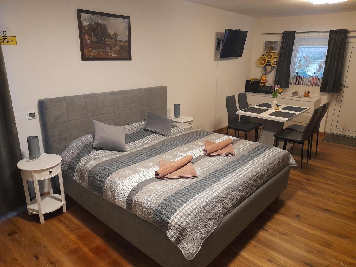 Honey Apartment 伦达瓦 外观 照片