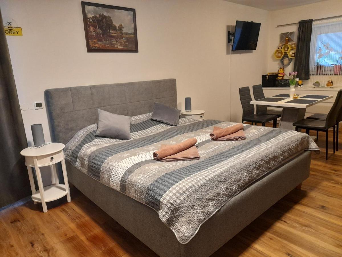 Honey Apartment 伦达瓦 外观 照片