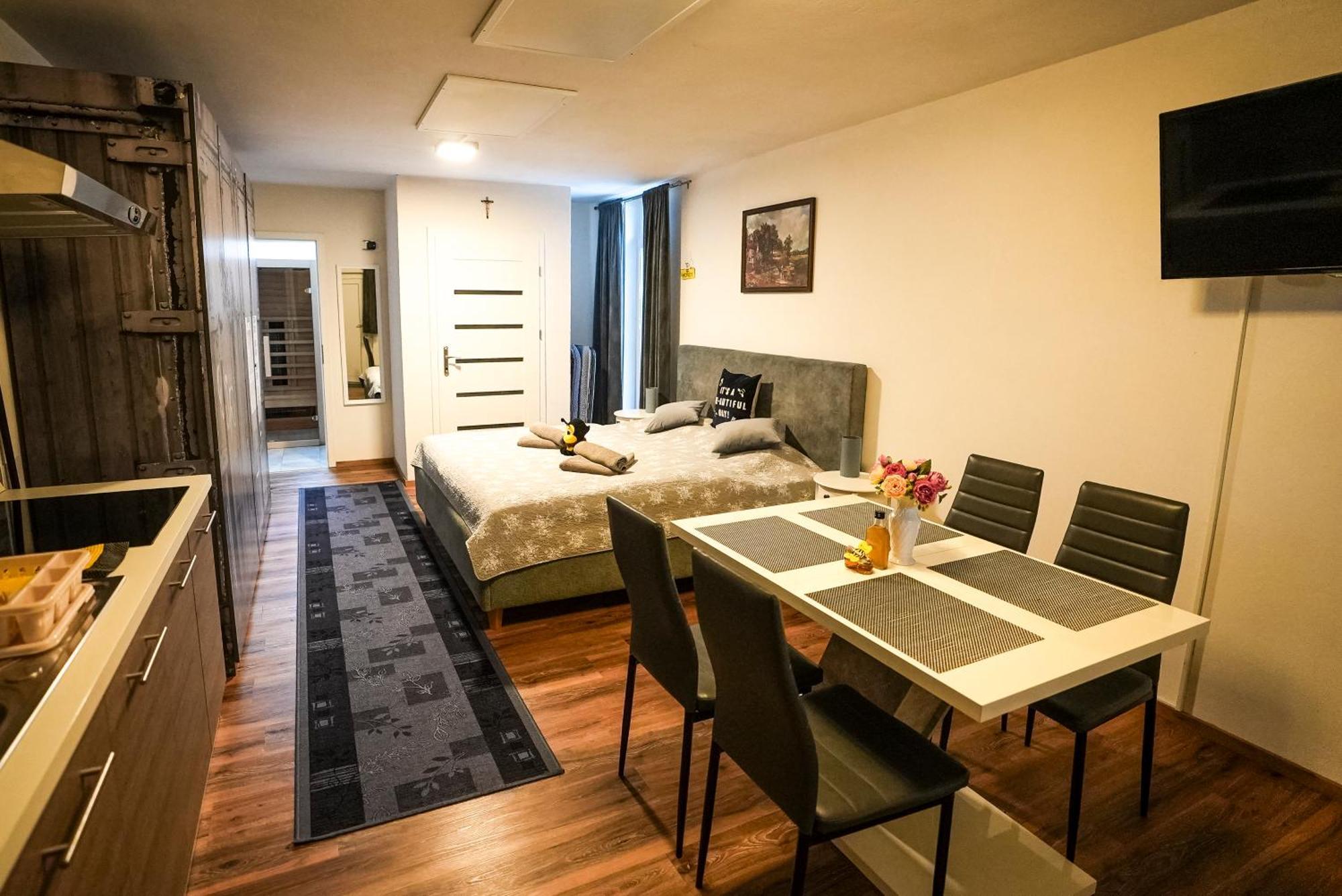 Honey Apartment 伦达瓦 外观 照片